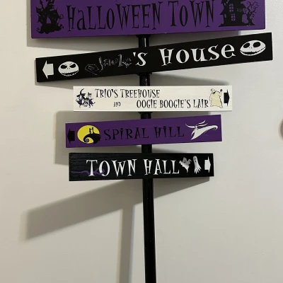 Bảng gắn biển báo Halloween cho chổi phù thủy