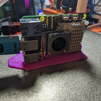 Đế mở cho Raspberry Pi 5