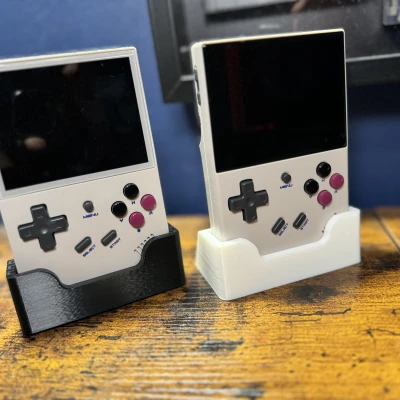 Đế Sạc Trưng Bày Cho Máy RG35XX và RG35XX Plus