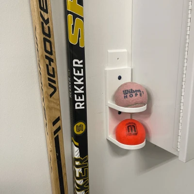 Giá đỡ bóng tennis/hockey treo tường chắc chắn