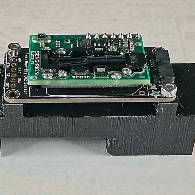 Giá đỡ cảm biến CO2 SCD-30 lắp trên thanh din