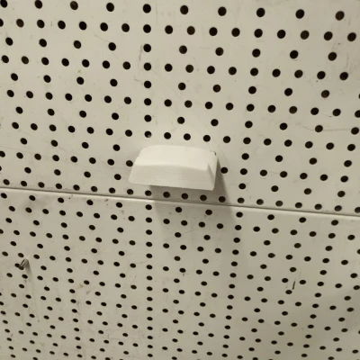 Giá đỡ chân phuộc dưới cho bảng treo dụng cụ