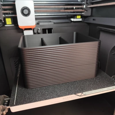 Giá đỡ điều khiển từ xa thiết kế rãnh cho phòng khách