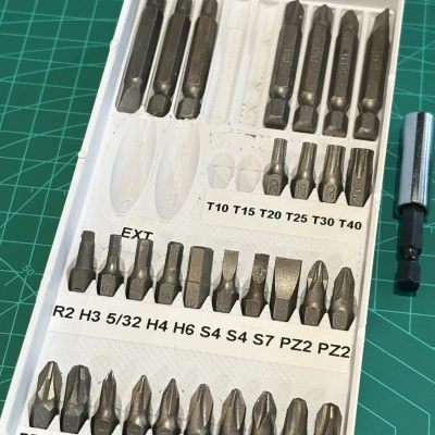 Hex Holder Gridfinity 4x2 (4U tall) - holds long, short and extender bits