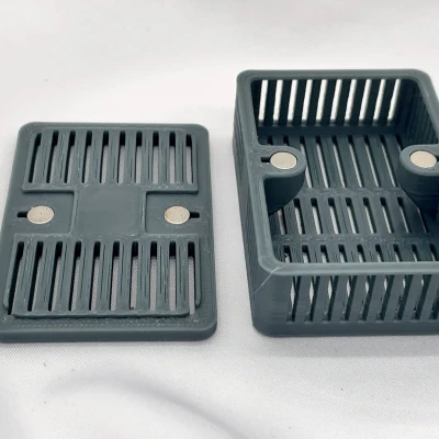 Hộp Đựng Hạt Hút Ẩm Có Nắp Nam Châm (66x46x24mm)