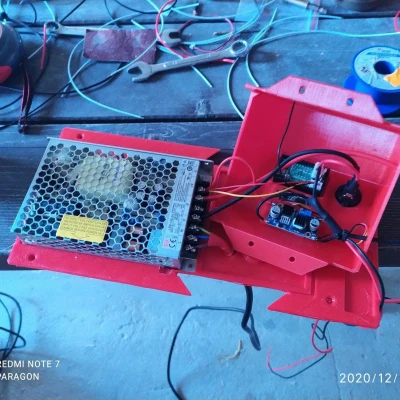 Hộp nguồn 24V Mean Well LRS-150-24 với công tắc và đồng hồ đo