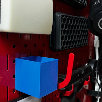 Hộp nhỏ tương thích với Bảng điều khiển Wall Control