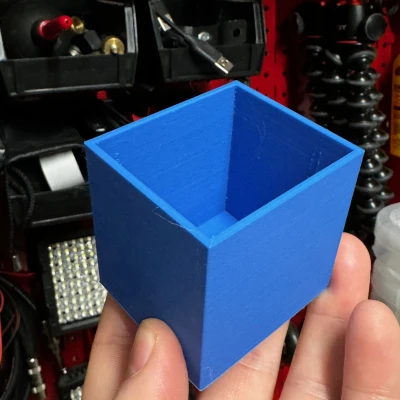 Hộp nhỏ tương thích với Bảng điều khiển Wall Control