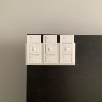 Lutron pico chuyển đổi pallet