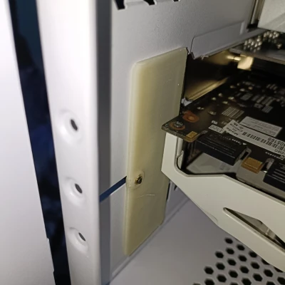 Nắp Khóa Khe PCI-E Montech Air 100