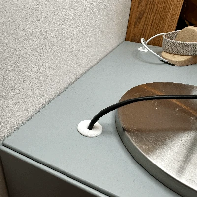 Nắp Luồn Dây Cáp Mỏng