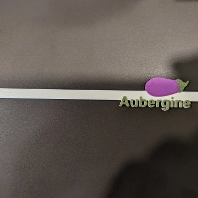 Nhãn Cây Trồng Hình Cà Tím