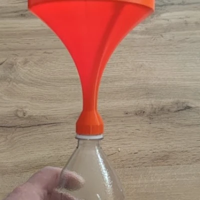 Phễu có ren vặn cho chai nhựa PET