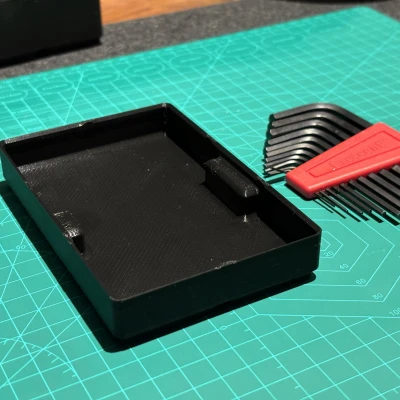 Tiêu đề Bộ giữ chìa khóa Allen có thể xếp chồng Gridfinity 3x2