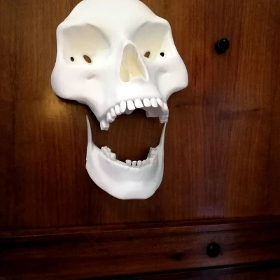 Xương khô đang tới!