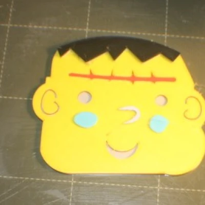 Quái Vật Mặt Vui Vẻ