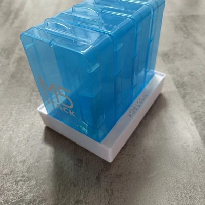 Hộp lưới cũ hơn