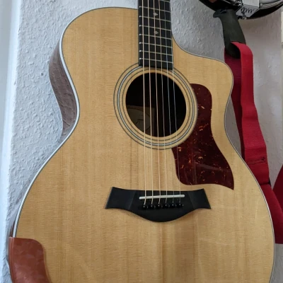 Nghỉ cánh tay cho guitar acoustic Taylor 214ce (114ce)