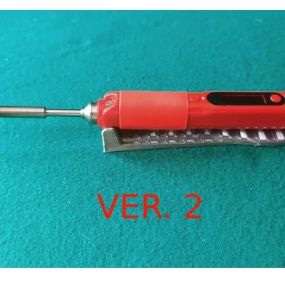 Bàn làm việc là bàn chân Pinecil Pine64