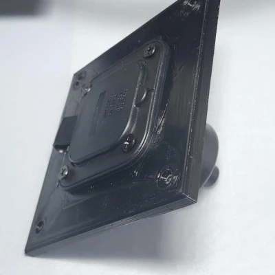 RV 15 amp vào đầu vào