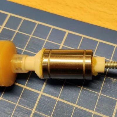 Ingrassator gấu-lm8uu ống tiêm