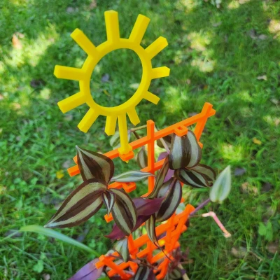 Xếp chồng Trellis với trang trí mặt trời