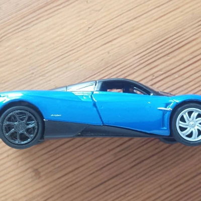 Bánh xe cho xe hơi