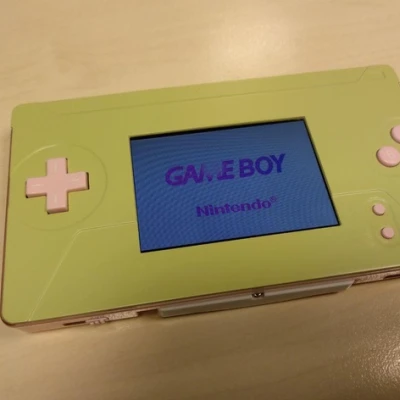 Game Boy Macro Face tấm
