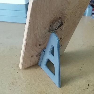 Khung hình ảnh Chân đế