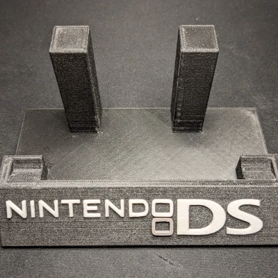 Nintendo DS Stand (Tiny)