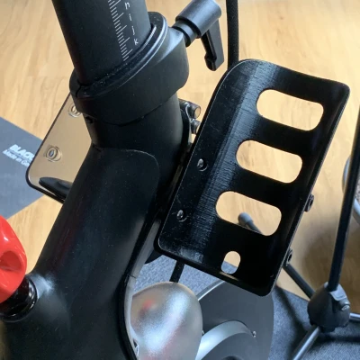 Người giữ chai lớn cho xe đạp peloton