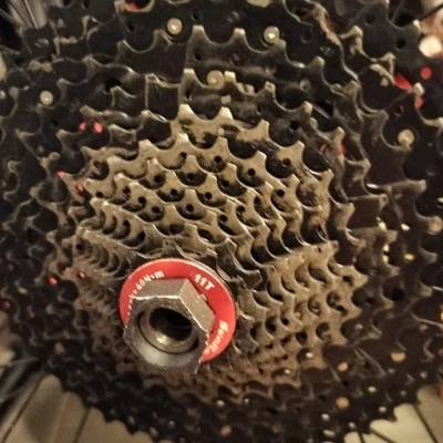 Công cụ loại bỏ khóa