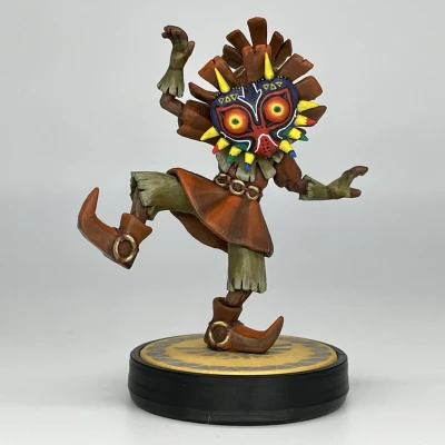 Skull Kid với mặt nạ chi tiết