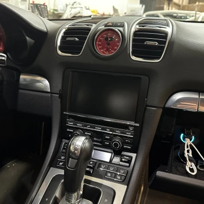 Giá treo điện thoại Porsche Magsafe - 981, 991 tương thích - 911, Boxster, Cayman