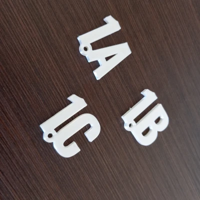 Mặt dây chuyền chính cho trẻ đầu tiên (chuỗi chính cho học sinh năm thứ nhất)