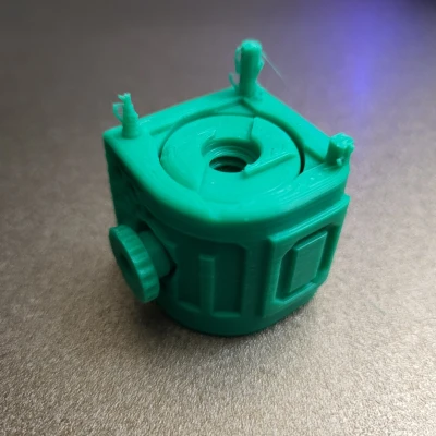 Mozcube: Khối lập hình tra tấn/hiệu chuẩn của Mozworld