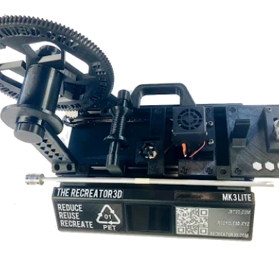 Biến chai nhựa PET1 thành dây tóc 3D với người tái tạo 3D MK3PRO