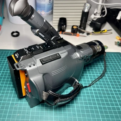 Bộ quay pin Universal Camcorder Li-Po với Sạc USB-C