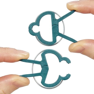 Áo khoác hỗ trợ quần áo xuống cây leo