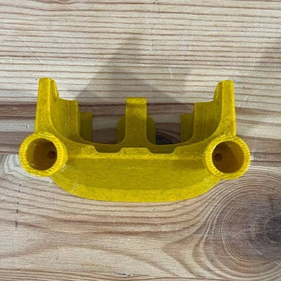 Người giữ Fluke 101 với vị trí cho khách hàng tiềm năng