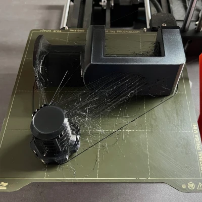 Gắn tai nghe (góc phải)