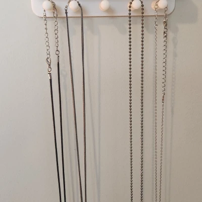 Vòng cổ tường và giá đỡ vòng