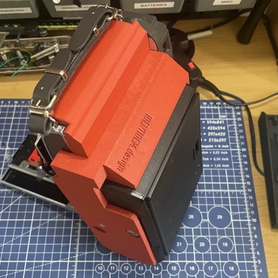 Polaroid Pathfinder 110B Chuyển đổi lomografrok - Phiên bản sang trọng