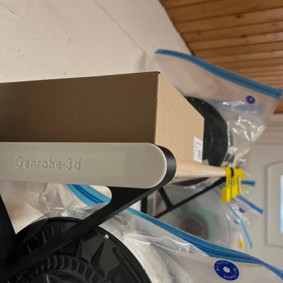 Người giữ kệ Filament