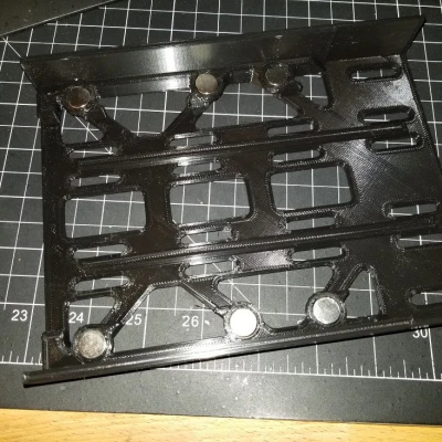 Khay quản lý cáp cho Uplift 900 Chân bàn điều chỉnh - Với tệp bước