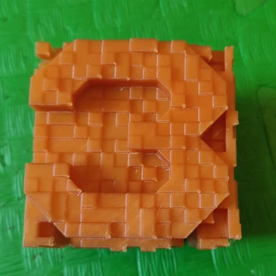 Gần như là một khối lập phương cho một câu lạc bộ 3D!