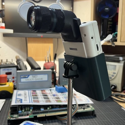 Người giữ Gameboy DMG với GoPro Mount