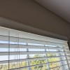 Hunter Douglas Woodmate Valence Clip 2-1/2 '' | 63,5mm - Trang trí mù cửa sổ Venice - Thumbnail 3