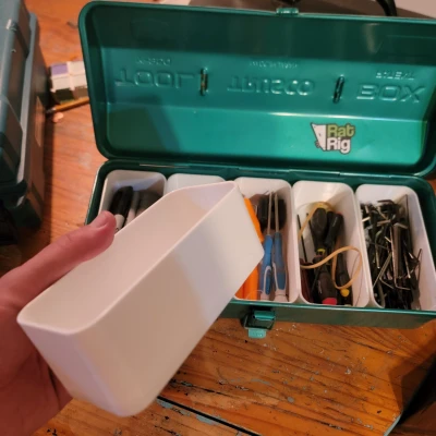 Toyo Steel Trusco Y-350-GN AGLE Hộp công cụ tổ chức