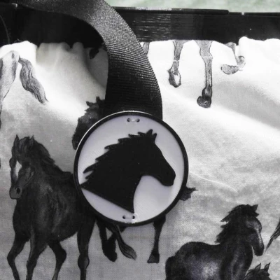 Nút ngựa/móc khóa